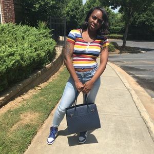 Meet your Posher, Cassandra